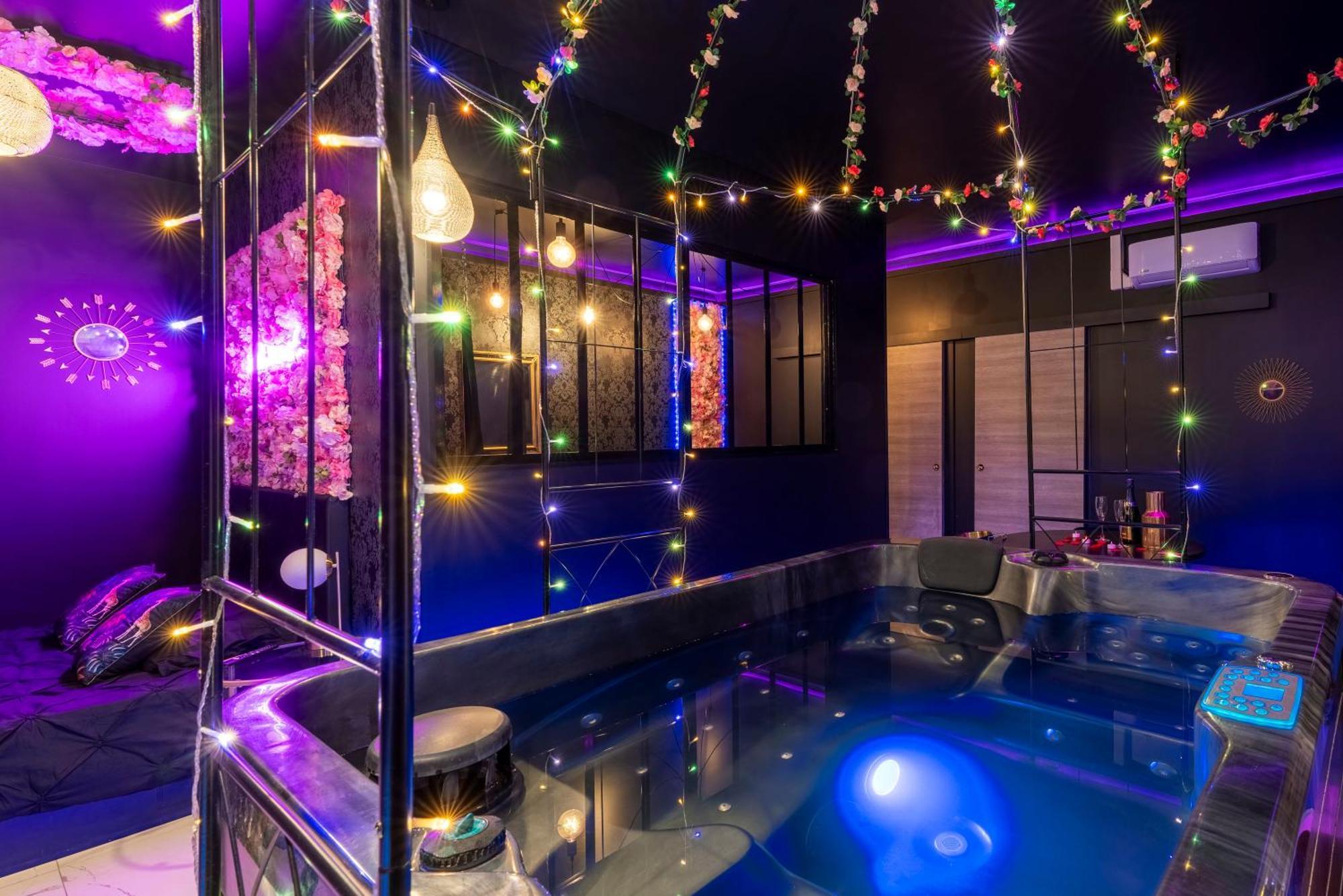 Hotel Sweet Secret'S Jacuzzi Le Breuil  Exteriér fotografie